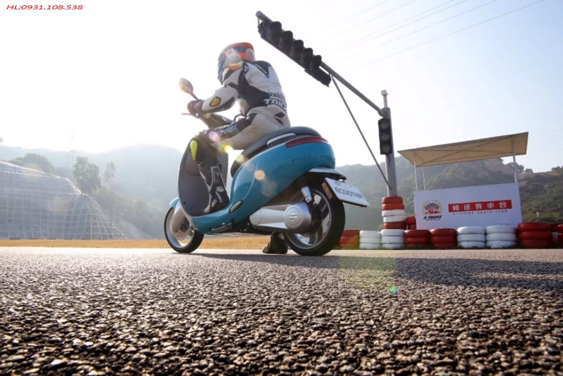 Ecooter-Racing-1 Ecooter-Racing-1