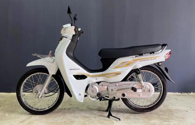 Honda Dream Thái 125 NCX màu trắng giá rẻ, HSCT, giao xe ngay