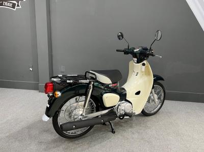 Honda Super Cub 50 nhập khẩu Nhật Bản màu xanh nhớt