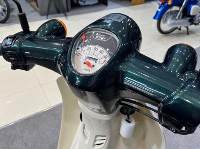 Honda Super Cub 50 nhập khẩu Nhật Bản màu xanh nhớt