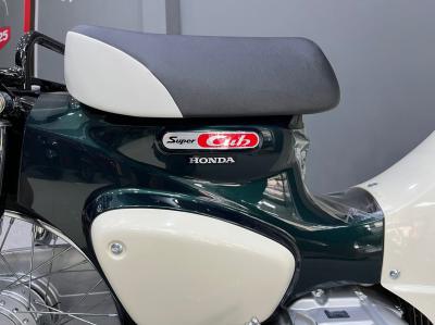 Honda Super Cub 50 nhập khẩu Nhật Bản màu xanh nhớt